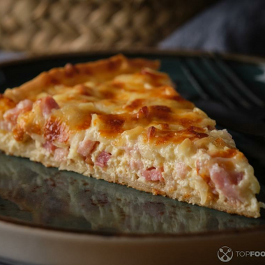 Quiche Lorraine with Bacon and Eggs