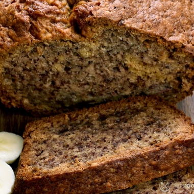 Lean Banana Bread without Eggs and Milk