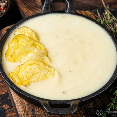 Potato Soup with Champignons