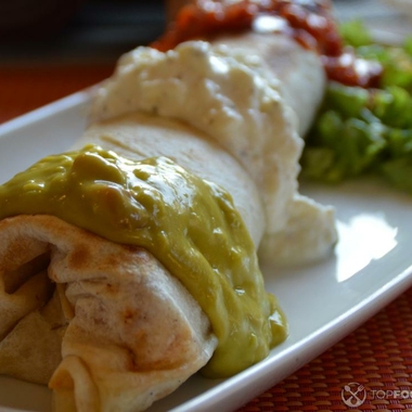 Enchiladas with Shrimp in Tomato Sauce