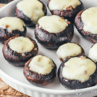 Mushrooms Stuffed with Cheese and Walnuts