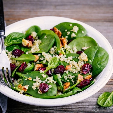 Quinoa Salad with Walnuts