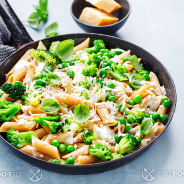 Whole Grain Pasta Salad with Broccoli