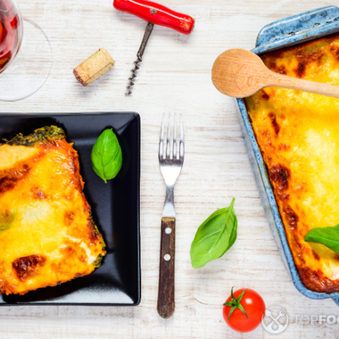 Lasagna Bolognese with Bechamel Sauce