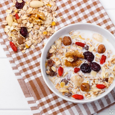 Muesli with dried fruits