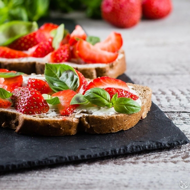 Peanut Butter, Strawberry and Honey Sandwich