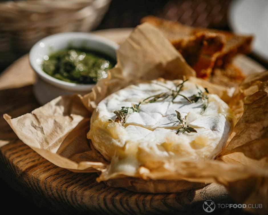 Baked Brie with Rosemary