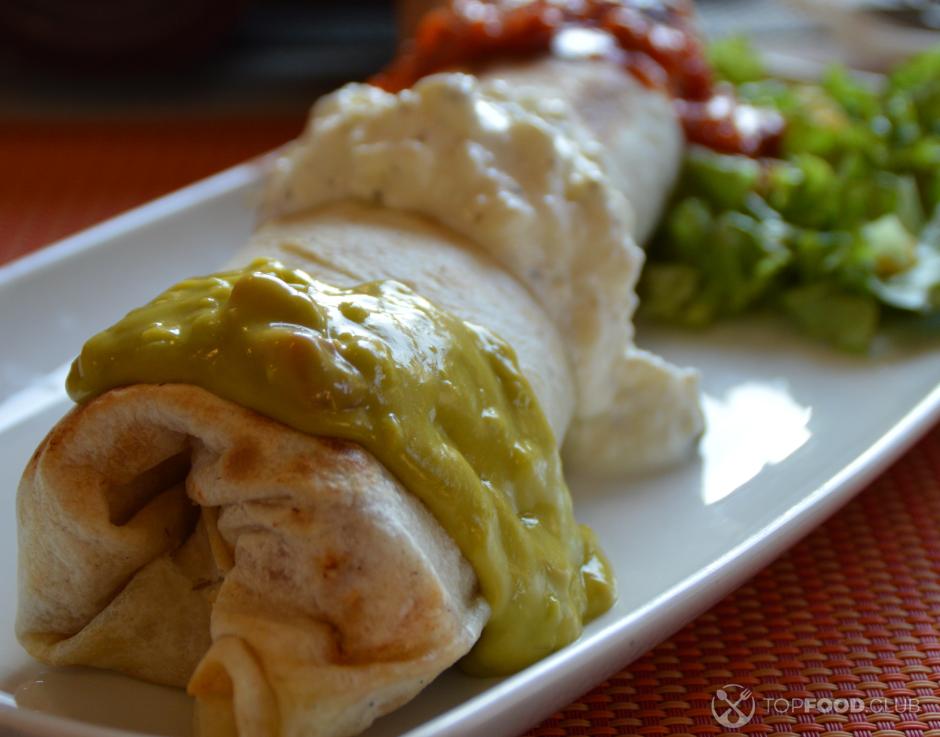 Enchiladas with Shrimp in Tomato Sauce