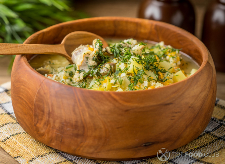 Soup with Barley and Turkey Gizzards