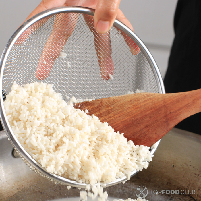 Запеканка из риса и фарша в мультиварке