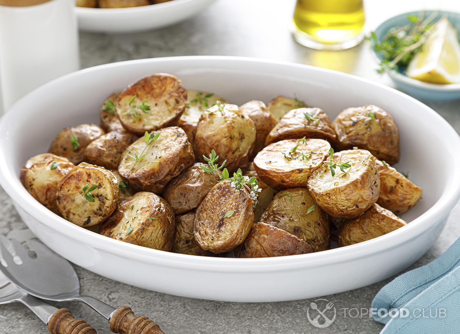 Картошка в фольге в духовке — 14 рецептов с фото пошагово. Как запечь картофель в фольге в духовке?