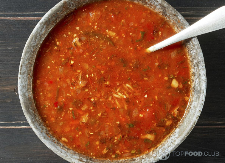 Картофельный суп с килькой в томатном соусе