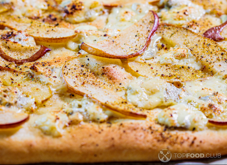 Пицца с грушами и орехами