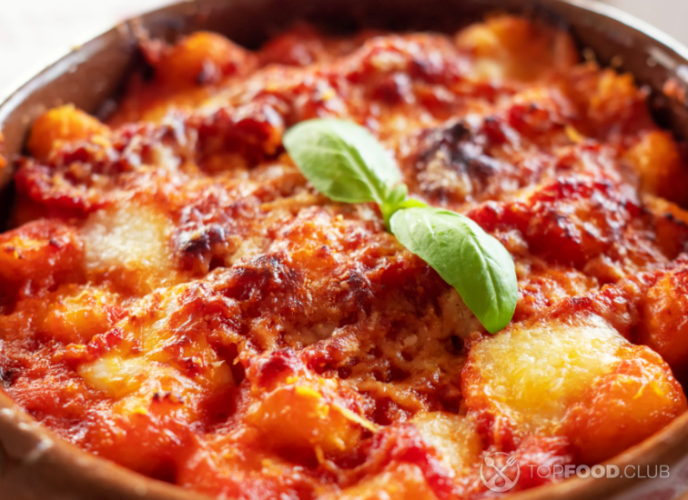 Запеченные ньокки по-соррентийски