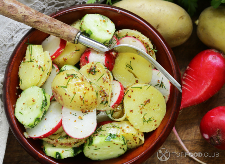 Картофельный салат с редиской