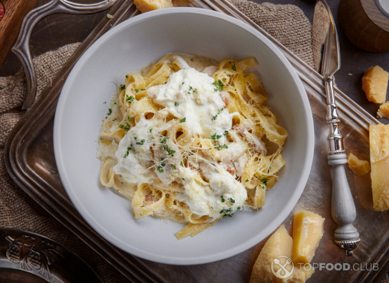 Паста с моцареллой