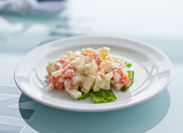 Салат с крабовыми палочками и яблоками – рецепт приготовления с фото от paraskevat.ru