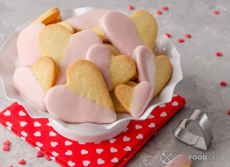 Карамельное печенье в виде сердца