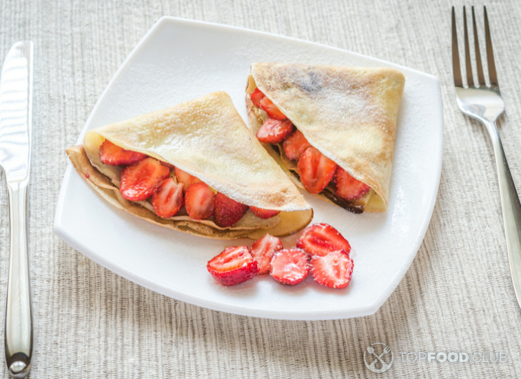 Блинчики с клубникой