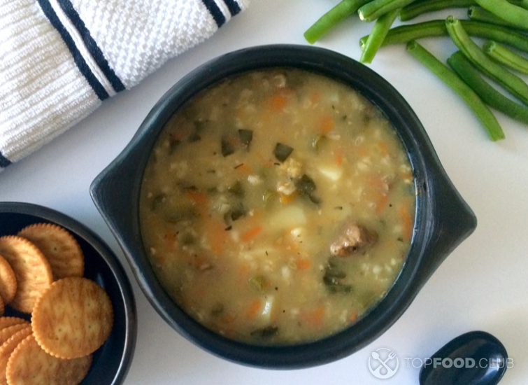 Рассольник с говядиной и перловкой