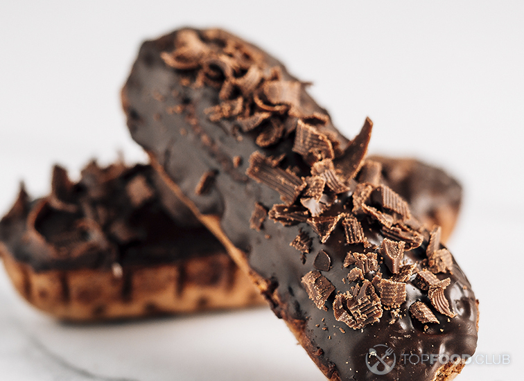 Домашние шоколадные эклеры