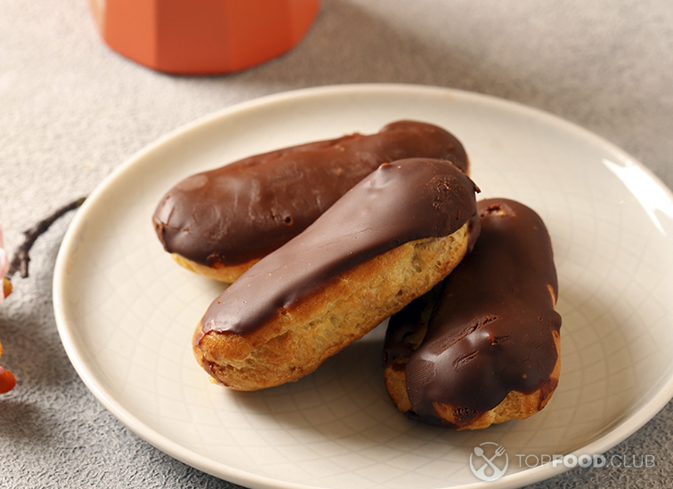 Эклеры с вареной сгущенкой