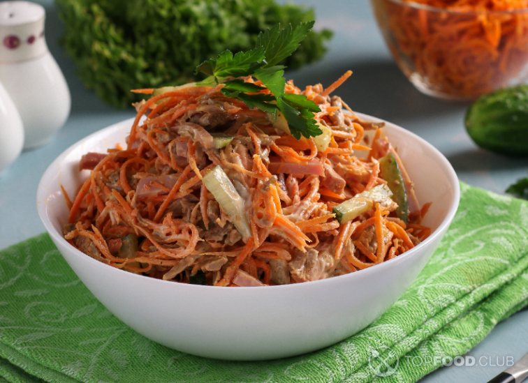 Салат с ветчиной и корейской морковью